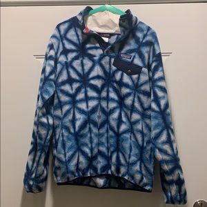 Patagonia fleece - blue, white design.